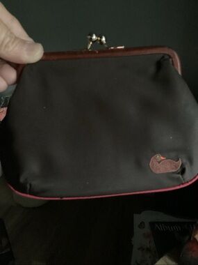 Vtg Dooney & Bourke Brown & Hot Pink Nylon Framed Kisslock Change Purse